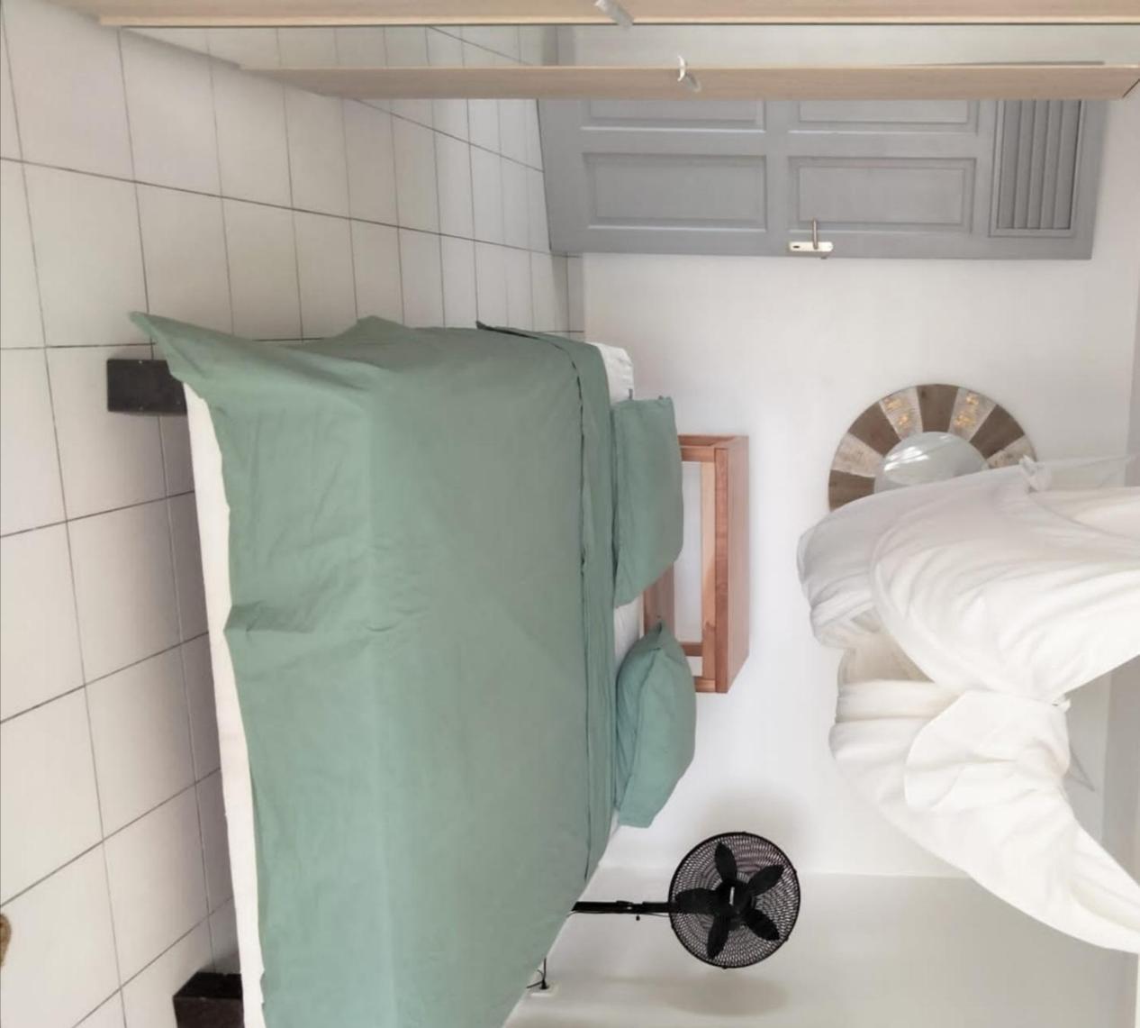 Bas De Villa Vue Mer Avec Deux Chambres Grand-Bourg  Exteriör bild